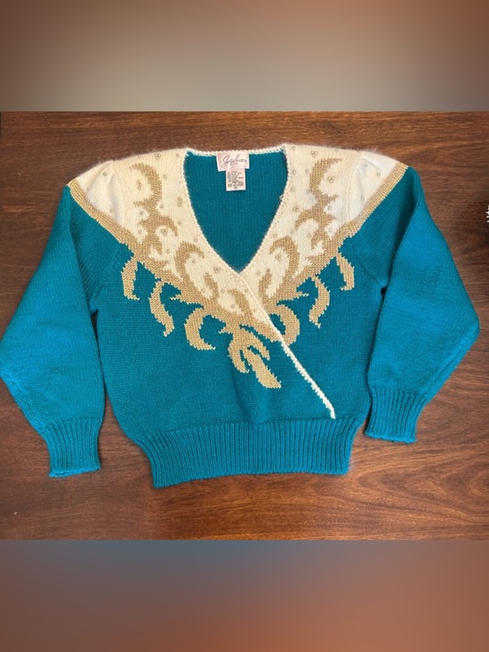 Jezebel Sweaters - Jezebel Teal V-Neck Sweater with Cream and Gold Motif